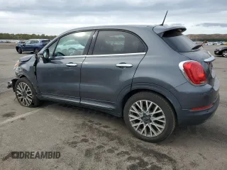 2017 FIAT 500X Lounge z VIN ZFBCFYDB9HP624651, wystawiony jako Copart lot #73388714 z przebiegiem 70 597 mil mil oraz Szkoda całkowita • Salvage title. Historia ofert i sprzedaży dostępna na DreamBid. Obrazek 2.