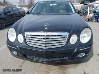 2007 Mercedes-Benz E-Class 3.5L with VIN WDBUF56X87A991405, listed as a IAAI auction lot 41724615 with 201,530 mi miles. Bid and sale history available at carsss.com. Image 6.