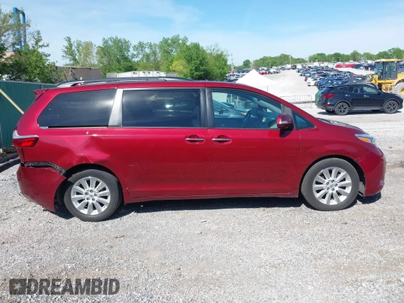 2015 Toyota Sienna XLE z VIN 5TDYK3DC4FS590924, wystawiony jako IAAI lot #42104086 z przebiegiem 209 280 mil mil oraz . Historia ofert i sprzedaży dostępna na DreamBid. Obrazek 13.