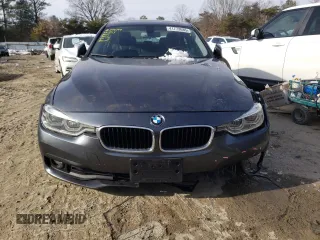2018 BMW 3 Series 320i with VIN WBA8E1G57JNU91535, listed as a Copart auction lot 41772685 with 95,933 mi miles and Salvage Title. Bid and sale history available at carsss.com. Image 5.
