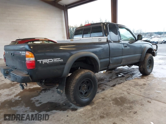 2004 Toyota Tacoma with VIN 5TEWN72N84Z336126, listed as a IAAI auction lot 41490400 with 243,647 mi miles and . Bid and sale history available at DreamBid. Image 4.