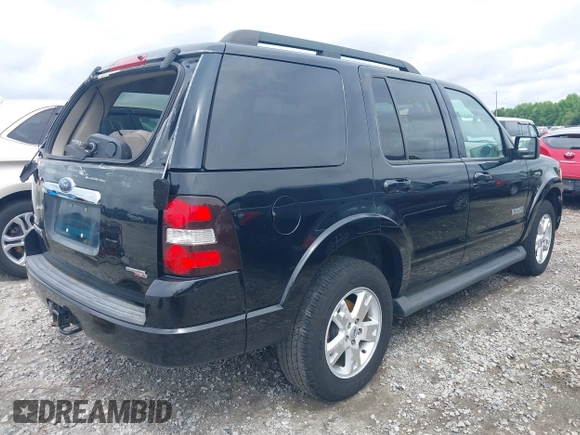 2007 Ford Explorer XLT z VIN 1FMEU73E67UB85924, wystawiony jako IAAI lot #39377653 z przebiegiem 221 298 mil mil oraz . Historia ofert i sprzedaży dostępna na DreamBid. Obrazek 4.