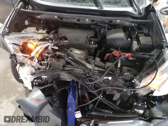 2018 Toyota RAV4 LE with VIN JTMBFREV1JD248395, listed as a Copart auction lot 51752305 with 62,161 mi miles and Salvage Title. Bid and sale history available at DreamBid. Image 13.