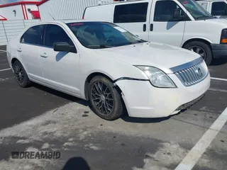 2010 Mercury Milan with VIN 3MEHM0HA7AR639867, listed as a IAAI auction lot 42101675 with 202,118 mi miles and . Bid and sale history available at DreamBid. Image 1.