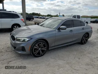 2024 BMW 3 Series 330i xDrive z VIN 3MW89FF09R8D91426, wystawiony jako Copart lot #54047505 z przebiegiem 21 068 mil mil oraz Szkoda całkowita • Salvage title. Historia ofert i sprzedaży dostępna na DreamBid. Obrazek 1.