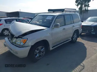 2003 Lexus LX with VIN JTJHT00W533530284, listed as a IAAI auction lot 40605506 with Not Provided miles. Bid and sale history available at carsss.com. Image 2.