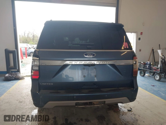 2018 Ford Expedition Limited with VIN 1FMJU1KT6JEA13227, listed as a IAAI auction lot 41830144 with 115,787 mi miles. Bid and sale history available at carsss.com. Image 16.