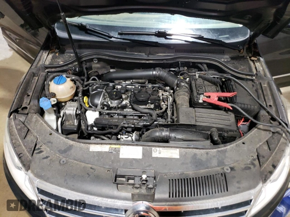 2014 Volkswagen CC R-Line with VIN WVWBP7AN7EE502537, listed as a Copart auction lot 54097165 with 120,644 mi miles and Clean title. Bid and sale history available at DreamBid. Image 11.