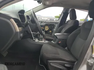 2016 Jeep Cherokee Altitude z VIN 1C4PJMCB7GW308936, wystawiony jako Copart lot #59229035 z przebiegiem 124 087 mil mil oraz Szkoda całkowita • Salvage title. Historia ofert i sprzedaży dostępna na DreamBid. Obrazek 7.
