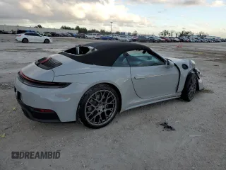 2025 Porsche 911 Carrera with VIN WP0CA2A90SS235847, listed as a Copart auction lot 86343464 with 197 mi miles and Salvage Title. Bid and sale history available at carsss.com. Image 3.
