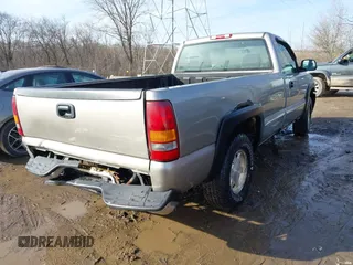 1999 GMC New Sierra 1500 SLE with VIN 1GTEK14T4XE539051, listed as a IAAI auction lot 41472124 with 151,088 mi miles. Bid and sale history available at carsss.com. Image 4.