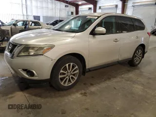 2014 Nissan Pathfinder Platinum with VIN 5N1AR2MN0EC634597, listed as a Copart auction lot 61038825 with 161,196 mi miles and Salvage title. Bid and sale history available at DreamBid. Image 1.