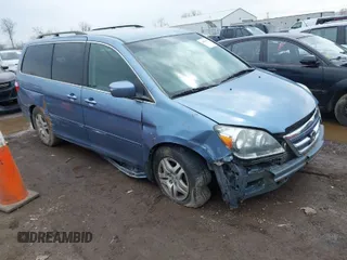 2007 Honda Odyssey EX with VIN 5FNRL38447B067235, listed as a IAAI auction lot 41899502 with 201,798 mi miles. Bid and sale history available at carsss.com. Image 1.