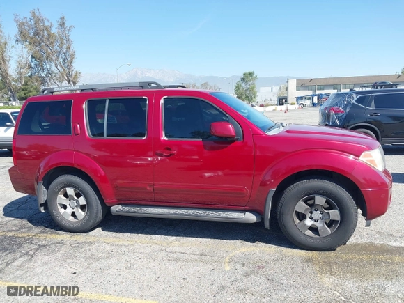 2006 Nissan Pathfinder SE with VIN 5N1AR18U66C614013, listed as a IAAI auction lot 42004323 with 139,868 mi miles. Bid and sale history available at carsss.com. Image 13.