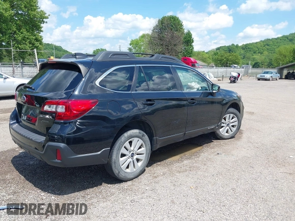 2018 Subaru Outback Premium z VIN 4S4BSACC5J3365431, wystawiony jako IAAI lot #42230815 z przebiegiem 133 274 mil mil oraz . Historia ofert i sprzedaży dostępna na DreamBid. Obrazek 4.