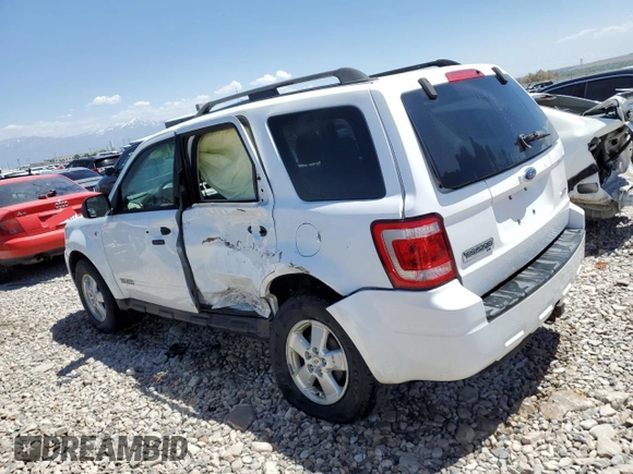 2008 Ford Escape XLT with VIN 1FMCU93148KB47296, listed as a Copart auction lot 58793065 with 116,218 mi miles and Salvage title. Bid and sale history available at DreamBid. Image 2.