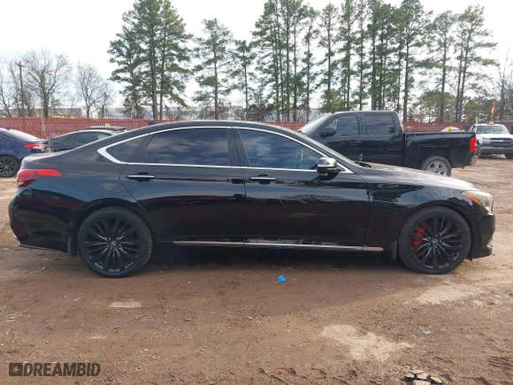 2015 Hyundai Genesis 5.0L with VIN KMHGN4JF7FU086088, listed as a IAAI auction lot 41532546 with 101,655 mi miles. Bid and sale history available at carsss.com. Image 13.