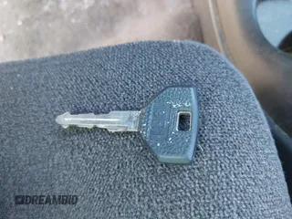 1999 Dodge Dakota SLT z VIN 1B7GL22X0XS193423, wystawiony jako IAAI lot #42053562 z przebiegiem 209 802 mil mil oraz . Historia ofert i sprzedaży dostępna na DreamBid. Obrazek 11.