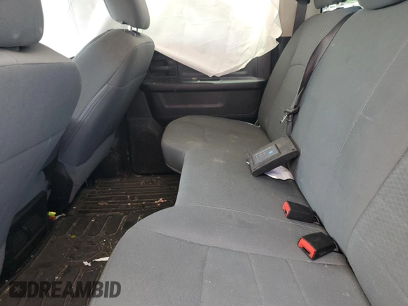 2018 Ram 2500 Tradesman z VIN 3C6UR5CL2JG257630, wystawiony jako Copart lot #54224105 z przebiegiem Nie podano mil oraz Szkoda całkowita • Salvage title. Historia ofert i sprzedaży dostępna na DreamBid. Obrazek 10.