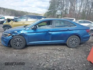 2019 Volkswagen Jetta SEL with VIN 3VWE57BU6KM069319, listed as a IAAI auction lot 41401740 with 133,371 mi miles and . Bid and sale history available at DreamBid. Image 14.
