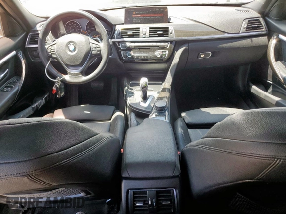 2018 BMW 3 Series 330i with VIN WBA8B9C57JEE80972, listed as a Copart auction lot 61270255 with 81,658 mi miles and Salvage title. Bid and sale history available at DreamBid. Image 8.