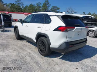 2020 Toyota RAV4 LE with VIN JTMH1RFV0LD060963, listed as a IAAI auction lot 41634608 with 90,881 mi miles. Bid and sale history available at carsss.com. Image 3.