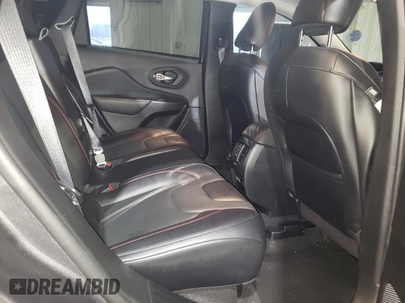 2022 Jeep Cherokee Trailhawk with VIN 1C4PJMBX8ND500503, listed as a Copart auction lot 85705204 with 31,112 mi miles and Salvage Title. Bid and sale history available at DreamBid. Image 11.
