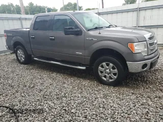 2014 Ford F-150 XL z VIN 1FTFW1ET4EFA26252, wystawiony jako Copart lot #58072855 z przebiegiem 136 897 mil mil oraz Czysty tytuł • Clean title. Historia ofert i sprzedaży dostępna na DreamBid. Obrazek 4.