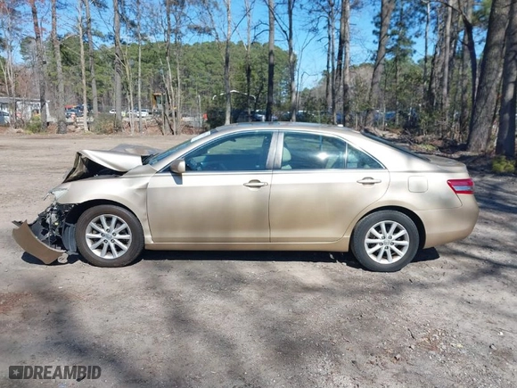 2011 Toyota Camry LE with VIN 4T1BF3EK3BU640195, listed as a IAAI auction lot 41891119 with 208,221 mi miles. Bid and sale history available at carsss.com. Image 14.