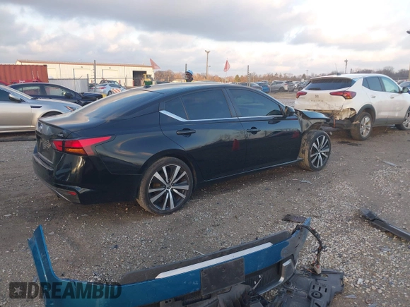 2020 Nissan Altima SR with VIN 1N4BL4CV0LC160760, listed as a IAAI auction lot 41108442 with 71,578 mi miles and . Bid and sale history available at carsss.com. Image 4.