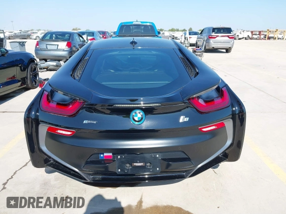 2017 BMW i8 with VIN WBY2Z2C36HV676644, listed as a IAAI auction lot 40525323 with 29,962 mi miles. Bid and sale history available at carsss.com. Image 17.