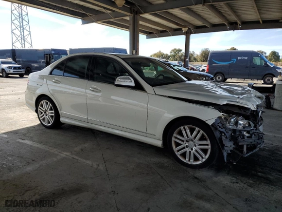 2009 Mercedes-Benz C-Class 3.0L Sport with VIN WDDGF54X19F213959, listed as a Copart auction lot 52898365 with 173,500 mi miles and Clean Title. Bid and sale history available at carsss.com. Image 4.