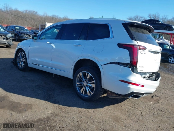 2021 Cadillac XT6 Premium Luxury with VIN 1GYKPDRS9MZ236075, listed as a IAAI auction lot 41632689 with 1 mi miles. Bid and sale history available at carsss.com. Image 3.