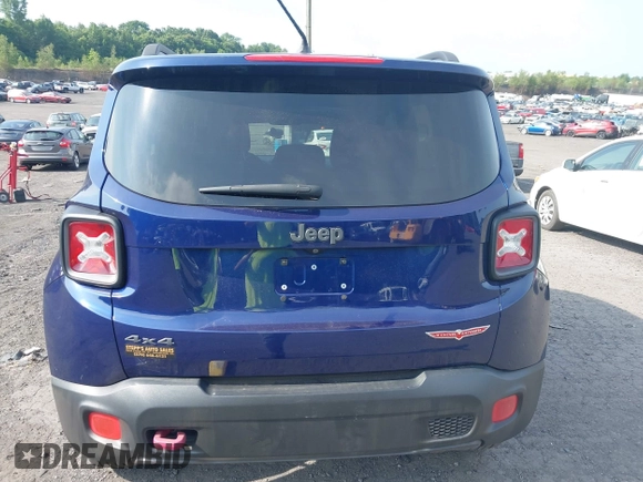 2017 Jeep Renegade Trailhawk с VIN ZACCJBCB8HPE86632, выставлен на аукционе IAAI как лот 42710761 с пробегом 155 100 миль миль и . История ставок и продаж доступна на DreamBid. Изображение 16.