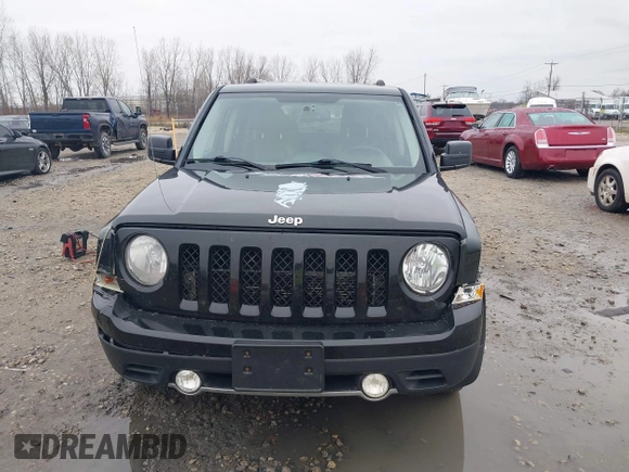 2014 Jeep Patriot Limited with VIN 1C4NJRCB7ED569805, listed as a IAAI auction lot 40854840 with 189,858 mi miles. Bid and sale history available at carsss.com. Image 12.