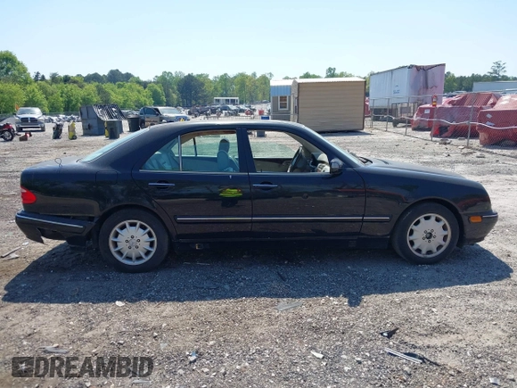 2000 Mercedes-Benz E 320 with VIN WDBJF65J2YB105399, listed as a IAAI auction lot 42076107 with 277,701 mi miles and . Bid and sale history available at DreamBid. Image 13.