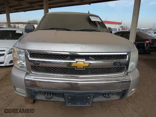 2007 Chevrolet Silverado 1500 LT w/1LT with VIN 3GCEK13367G545265, listed as a IAAI auction lot 41260768 with 162,356 mi miles. Bid and sale history available at carsss.com. Image 12.
