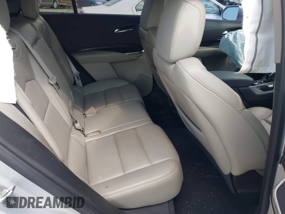 2020 Cadillac XT4 AWD Premium Luxury с VIN 1GYFZDR46LF038051, выставлен на аукционе IAAI как лот 40173243 с пробегом 67 210 миль миль и . История ставок и продаж доступна на DreamBid. Изображение 8.