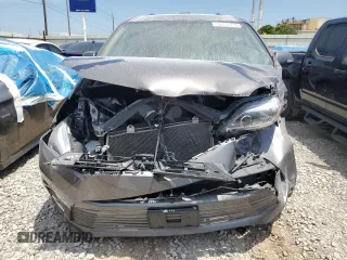 2020 Toyota Sienna XLE z VIN 5TDDZ3DC7LS229998, wystawiony jako Copart lot #60753275 z przebiegiem 38 664 mil mil oraz Szkoda całkowita • Salvage title. Historia ofert i sprzedaży dostępna na DreamBid. Obrazek 5.