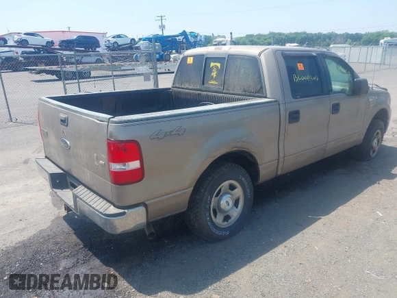 2004 Ford F-150 XLT z VIN 1FTRW14W74KC85445, wystawiony jako IAAI lot #42693062 z przebiegiem Nie podano mil oraz . Historia ofert i sprzedaży dostępna na DreamBid. Obrazek 4.