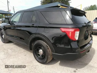 2021 Ford Police Interceptor Utility z VIN 1FM5K8AB6MGB46944, wystawiony jako IAAI lot #42265552 z przebiegiem 100 869 mil mil oraz . Historia ofert i sprzedaży dostępna na DreamBid. Obrazek 3.