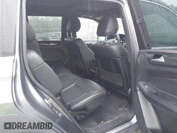 2018 Mercedes-Benz GLS 450 z VIN 4JGDF6EE5JB106257, wystawiony jako IAAI lot #42187413 z przebiegiem 104 217 mil mil oraz . Historia ofert i sprzedaży dostępna na DreamBid. Obrazek 8.