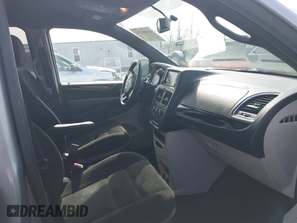 2015 Dodge Grand Caravan SE with VIN 2C4RDGBG3FR653239, listed as a IAAI auction lot 41607222 with 124,732 mi miles and . Bid and sale history available at DreamBid. Image 5.