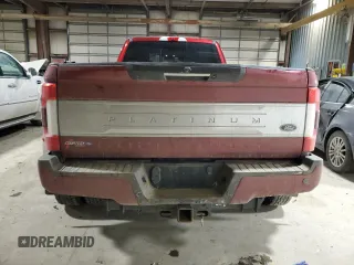 2017 Ford F-350 Lariat z VIN 1FT8W3DT5HEC70525, wystawiony jako Copart lot #88134505 z przebiegiem 115 985 mil mil oraz Szkoda całkowita • Salvage title. Historia ofert i sprzedaży dostępna na DreamBid. Obrazek 6.