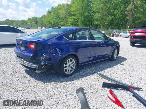 2016 Ford Fusion SE with VIN 3FA6P0H73GR313339, listed as a IAAI auction lot 42074467 with 121,156 mi miles. Bid and sale history available at carsss.com. Image 4.