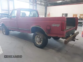 1997 Ford F-250 with VIN 3FTHF26HXVMA21372, listed as a IAAI auction lot 42800766 with Not provided miles and . Bid and sale history available at DreamBid. Image 3.
