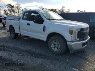 2019 Ford F-250 XL z VIN 1FT7X2A68KEG66277, wystawiony jako Copart lot #80158754 z przebiegiem Nie podano mil oraz Szkoda całkowita • Salvage title. Historia ofert i sprzedaży dostępna na DreamBid. Obrazek 4.