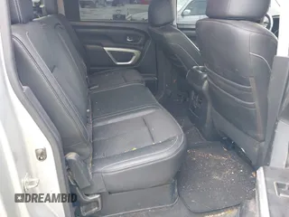 2017 Nissan Titan Pro-4X z VIN 1N6BA1F45HN529090, wystawiony jako IAAI lot #42163486 z przebiegiem 162 226 mil mil oraz . Historia ofert i sprzedaży dostępna na DreamBid. Obrazek 8.
