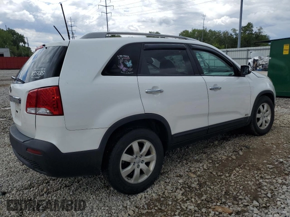 2013 Kia Sorento LX with VIN 5XYKTCA65DG344637, listed as a Copart auction lot 58009115 with 168,314 mi miles and Salvage title. Bid and sale history available at DreamBid. Image 3.