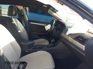 2020 Volkswagen Jetta S z VIN 3VWCB7BU1LM039193, wystawiony jako IAAI lot #42305897 z przebiegiem 108 319 mil mil oraz . Historia ofert i sprzedaży dostępna na DreamBid. Obrazek 5.